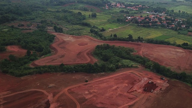 Lahan proyek pembangunan Kawasan Subang Smartpolitan di Kabupaten Subang, Jawa Barat. Foto: Raisan Al Farisi/Antara Foto