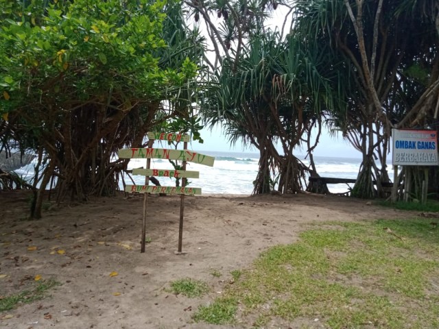 Pantai Taman Ayu, Pantai Kecil nan Rindang dengan Nuansa Privat di Malang (659440)