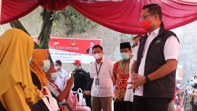 Mensos Juliari Batubara Diduga Minta Fee Rp 10 Ribu per Paket Bansos Corona (127301)