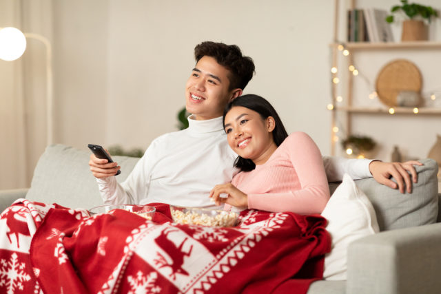 Rindu Nonton di Luar? Ini Tips Seru Nonton Ala Bioskop di Rumah (590333)