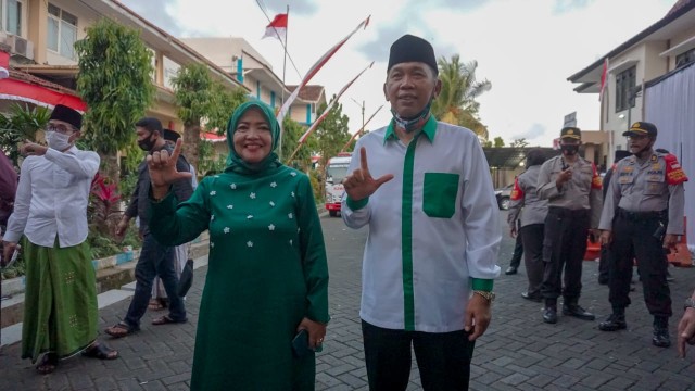 Calon Bupati dan Wakil Bupati Malang nomor urut Dua, Lathifah Shohib - Didik Budi Muljono (Ladub).