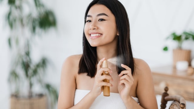 7 Bahan Alami yang Bisa Digunakan Ibu Hamil sebagai Pewarna Rambut (119746)