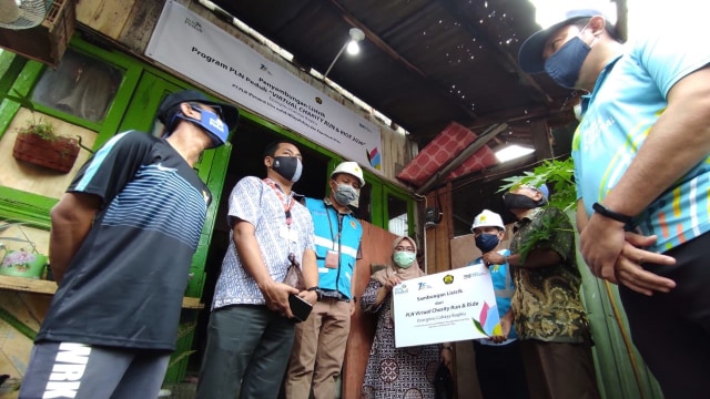 PLN Berikan 2.131 Sambungan Listrik Gratis di Sumatera dan Kalimantan (668156)