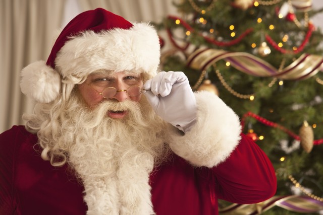 Ilustrasi Santa Klaus yang identik dengan perayaan Natal. Foto: Shutterstock