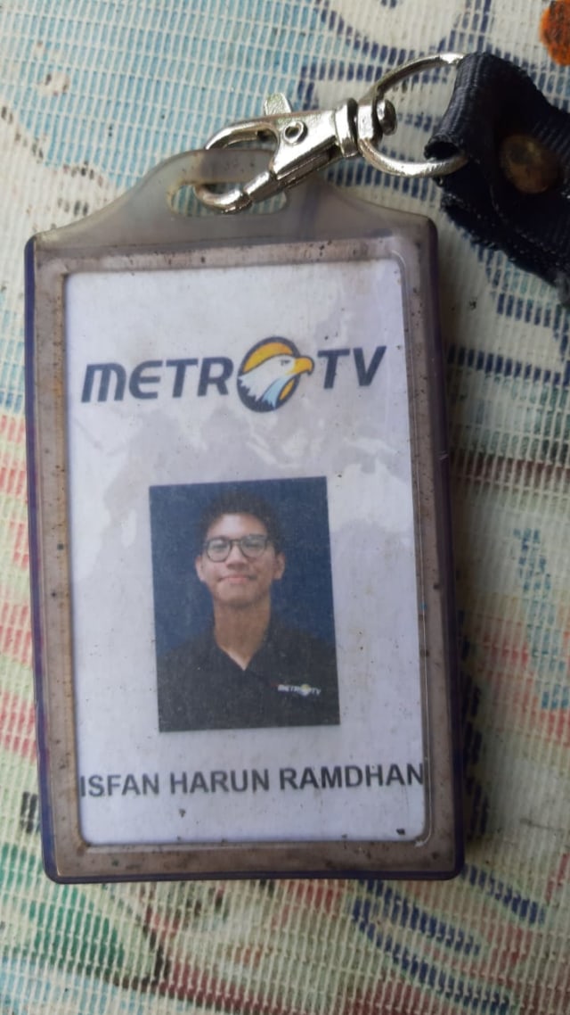 Kartu pers wartawan MetroTV yang tewas kecelakaan di Cakung, Jakarta Timur. Foto: Satlantas Polres Jakarta Timur