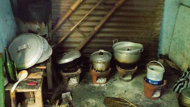 Kisah Kakek Penjual Soto di Jogja, Usia 93 Tahun Masih Kuat Dorong Gerobak (47138)
