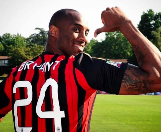 Diidolakan Kobe Kryant, Dapatkah AC Milan Ikuti Sukses LA Lakers Jadi Juara? (11019)