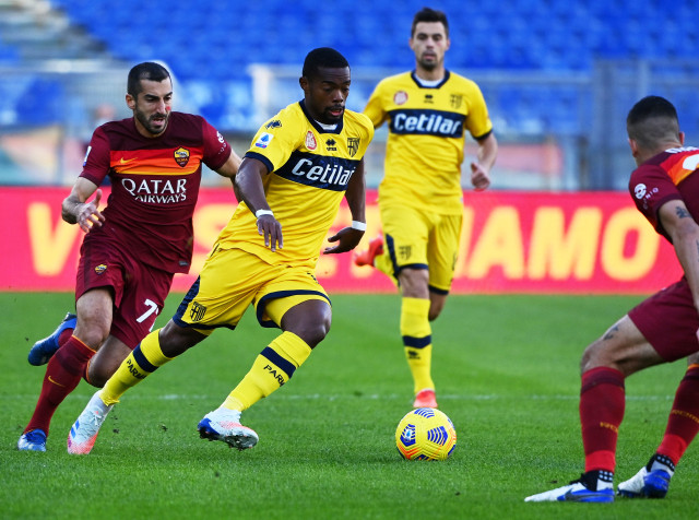 AS Roma vs Parma: Mkhitaryan Cetak Brace, Giallorossi Menang 3-0 (515749)