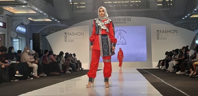 Fashion Show di Jogja Pamerkan Kekayaan Kain Nusantara (610640)