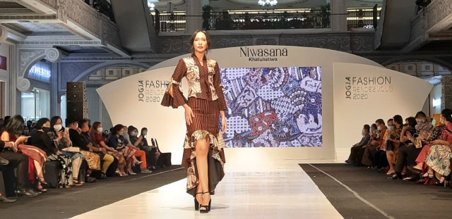 Fashion Show di Jogja Pamerkan Kekayaan Kain Nusantara (610647)