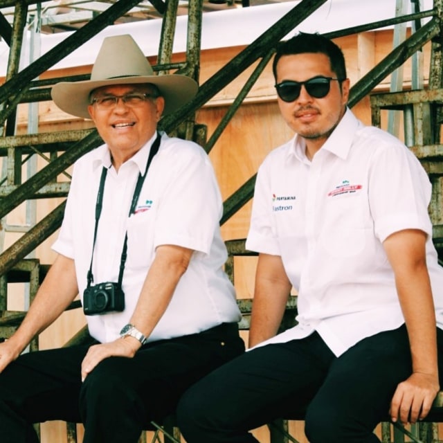 Helmy Sungkar bersama dengan Rifat Sungkar. Foto: dok. Rifat Sungkar