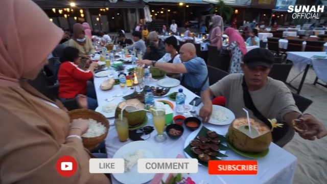 Ajak Keluarga Rame-Rame, 7 Momen Seru Bulan Madu Sule dan Nathalie Holscher (107152)