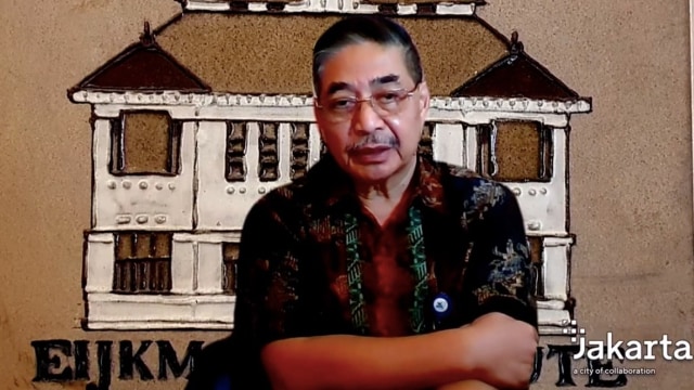 Kepala Lembaga Biologi Molekuler (LBM) Eijkman Prof Amin Soebandrio. Foto: Youtube/@DPMPTSP DKI Jakarta