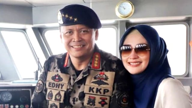 Edhy Prabowo bersama Iis Edhy Prabowo. Foto: Instagram/@iisedhyprabowo