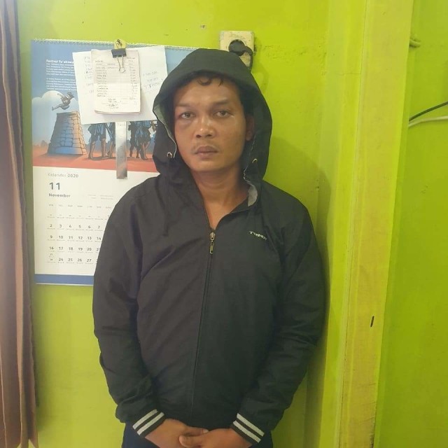 Adik Prasetyo (34) diamankan Personel Polsek Pangkalan Lada dan tim resmob gabungan Polres Kotawaringin Barat dan Polres Seruyan. Foto: Humas Polres Kobar.