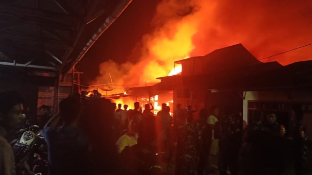 Kondisi rumah yang terbakar di Kabupaten Nias, Sumatera Utara. Foto: Dok. Istimewa