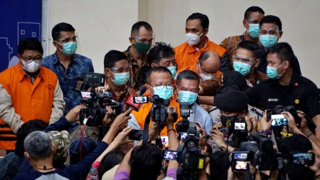 Pernyataan Lengkap Menteri Edhy Prabowo Usai Ditetapkan Tersangka Oleh KPK (4013)