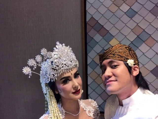 Akhirnya Nikah, Cinta 7 Pasang Artis Ini Mulanya Bersemi Lewat Medsos (51325)