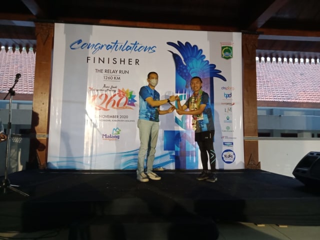 Finish The Relay Run 1.260 Km, 60 Runners Lewati 72 Wisata di Kabupaten Malang (45810)