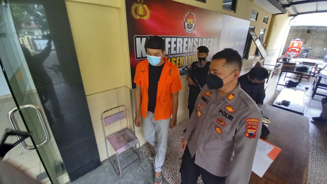 Mantan Pemain Basket Gunakan Sabu Ditangkap Polisi, Curhat Problem Keluarga (41812)