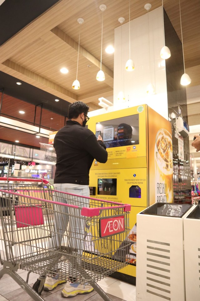 Menikmati Kopi Segar Kurang dari 1 Menit ala Smart Coffee Machine