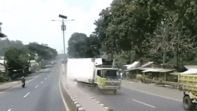 Belajar Dari Kejadian Truk Mundur Di Tanjakan Bagaimana Cara Antisipasinya Kumparan Com