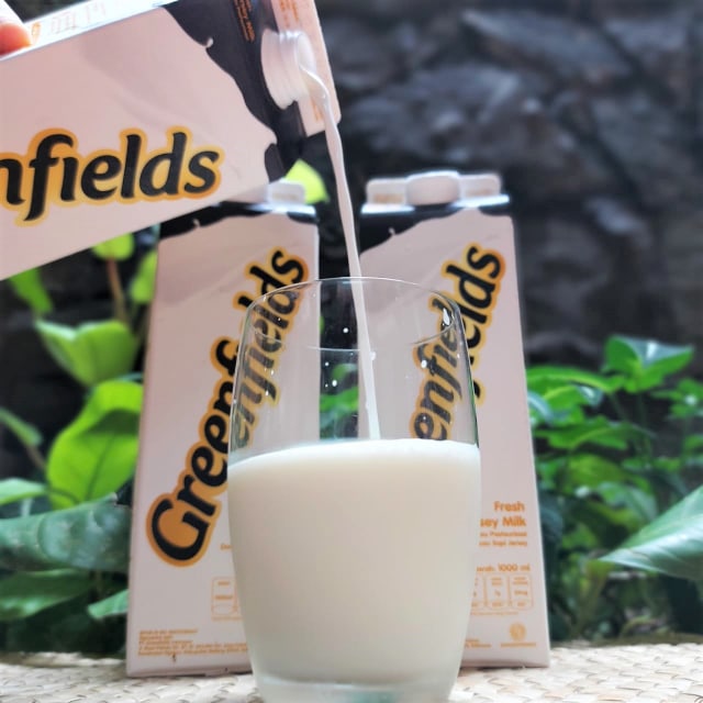 Greenfields Jersey Fresh Milk Foto: Azalia Amadea/Kumparan