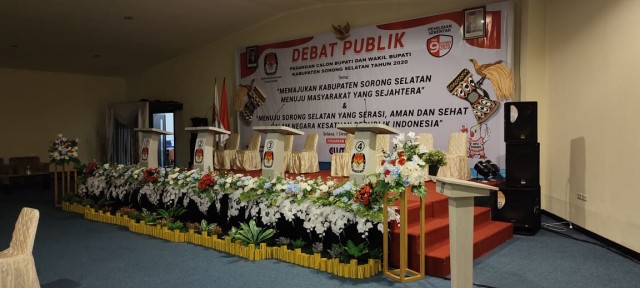 Ruang debat putaran kedua calon bupati dan wakil bupati Sorong Selatan.