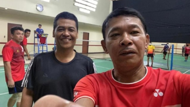 Kapolri Jenderal Pol Idham Azis usai olahraga badminton. Foto: Dok. Istimewa