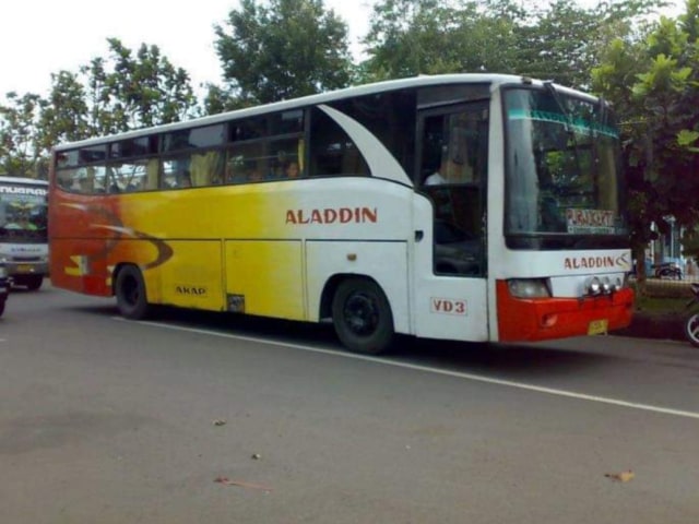 Ini 7 PO Bus yang Masih Setia Layani Jalur Selatan Pulau Jawa (233045)