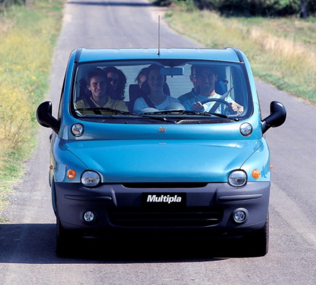 Fiat Multipla, Mobil dengan Desain Nyeleneh Tapi Disukai di Italia (291851)