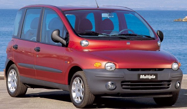 Fiat Multipla, Mobil dengan Desain Nyeleneh Tapi Disukai di Italia (291848)