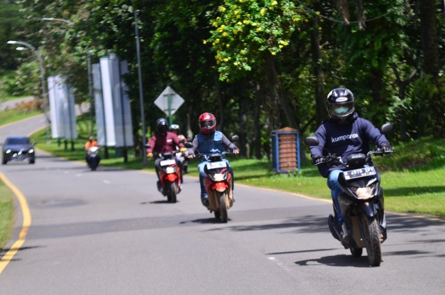 Foto: Menjajal Suzuki Nex Crossover di Aspal dan Habitat Off-Road Ringan (65907)