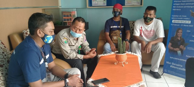 CCFrontier Bagikan Masker di Jawa Timur (315440)