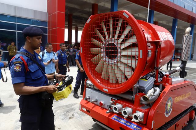6 Potret Robot Pemadam Kebakaran Seharga Rp40 Miliar Milik Pemda DKI Jakarta (19412)