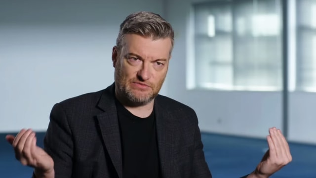 Pencipta Black Mirror, Charlie Brooker dok Facebook Black Mirror