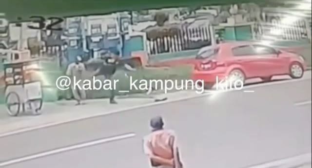 Viral Tukang Bakso Di Jambi Ditendang Hingga Terpental