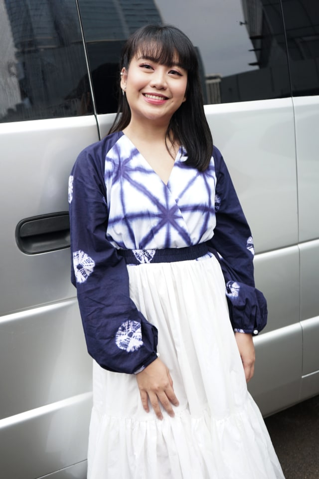 Penyanyi Ghea Indrawari saat ditemui dikawasan Tendean, Jakarta, Jumat, (4/12/2020). Foto: Ronny