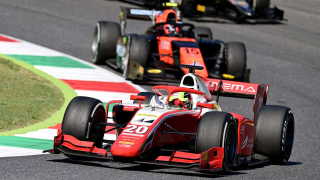 Mick Schumacher pada Formula 2 Championship Sprint Race di sirkuit Mugello di Scarperia e San Piero pada 13 September 2020 Foto: Miguel MEDINA / AFP
