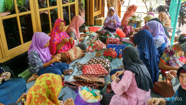 Kontribusi UMKM dalam Pemberdayaan Perempuan dan Kesetaraan Gender (18083)