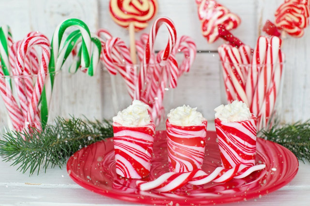 Candy canes, Ornamen Permen Khas Natal yang Jadi Simbolis Keagamaan (385732)
