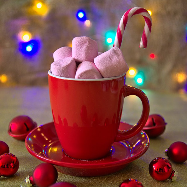 Candy canes, Ornamen Permen Khas Natal yang Jadi Simbolis Keagamaan (385734)