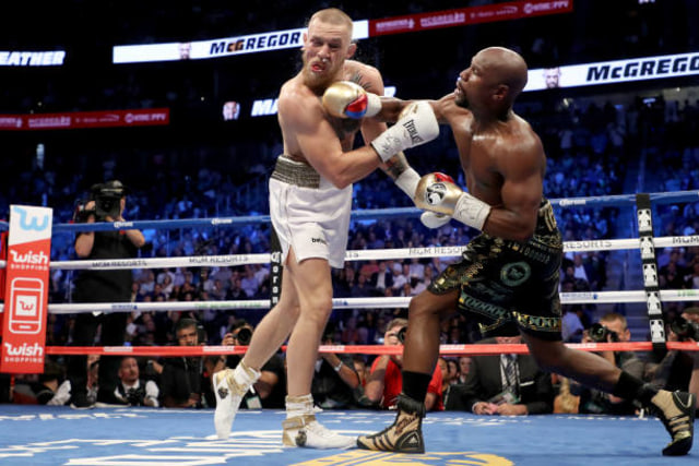 Floyd Mayweather Jr Naik Ring Lagi, Hadapi Youtuber Paul Logan (382789)