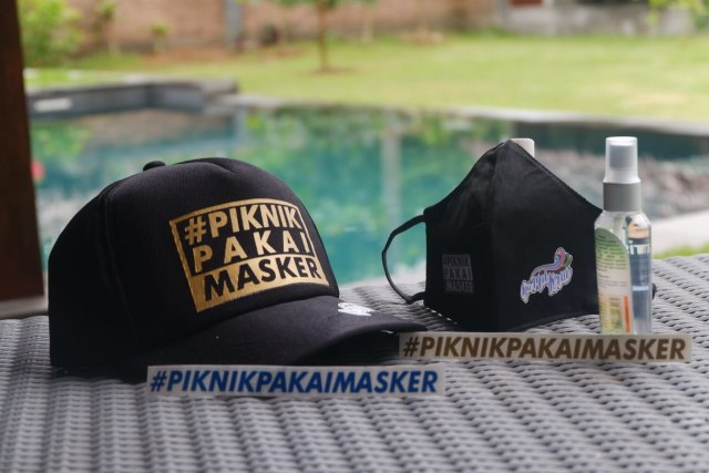 Libatkan Influencer Lampung, Dispar Pesisir Barat Kampanyekan #PiknikPakaiMasker (1429)
