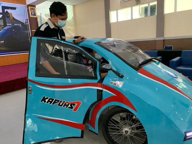 Kenalkan, Ini Mobil Listrik Pertama dari Kalbar yang Memanfaatkan Limbah Sawit (24080)