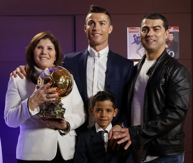Kakak Cristiano Ronaldo Diselidiki atas Dugaan Penipuan Produksi Jersi Adiknya (20764)