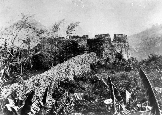 Benteng Keraton. Sumber: Wikimedia Commons