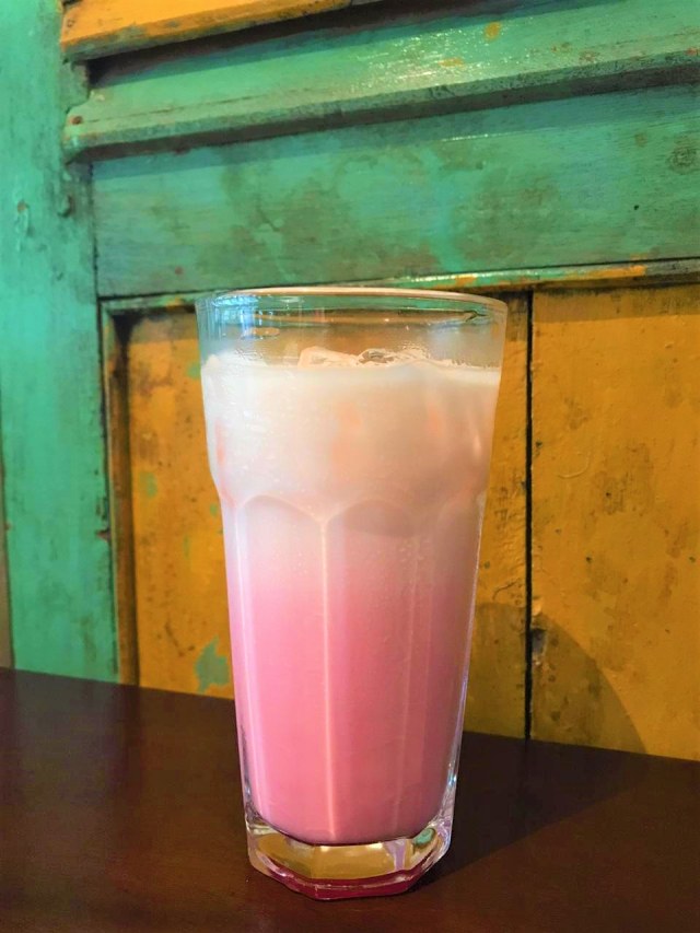 Mikkro Espresso, Tempat Ngopi Kekinian yang Nyaman buat Bekerja Sambil Ngemil! (243395)