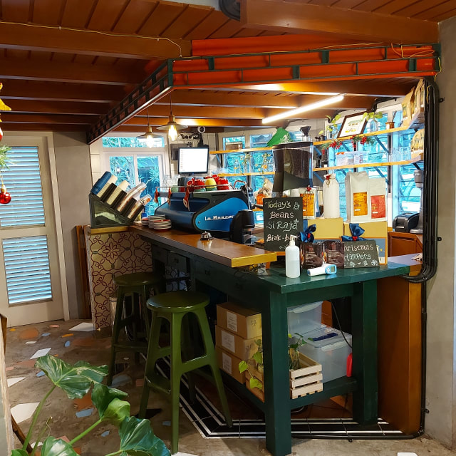 Mikkro Espresso, Tempat Ngopi Kekinian yang Nyaman buat Bekerja Sambil Ngemil! (243391)