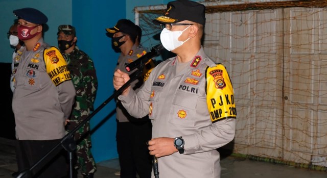 Amankan Pilkada 2020, Kapolda Jambi Pimpin Patroli Skala Besar (541550)